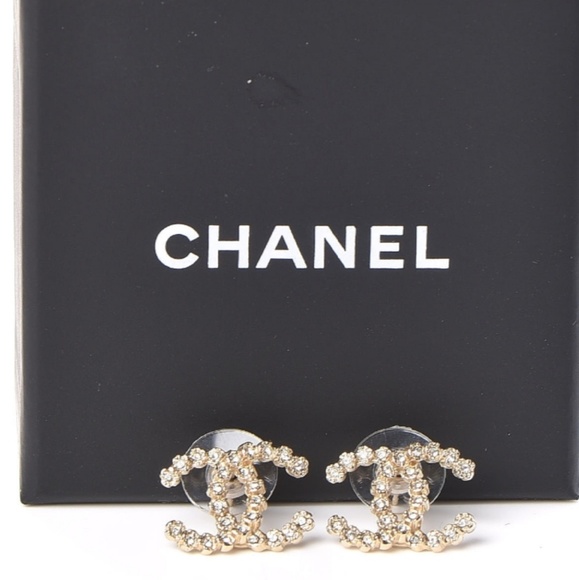 🛑SOLD🛑CHANEL Crystal CC Earrings Light Gold - Picture 2 of 7